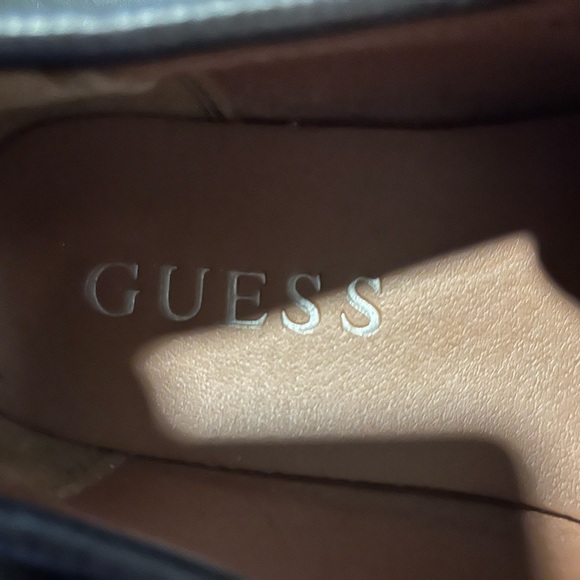 Guess Shoe Colletion - Picture 3 of 3